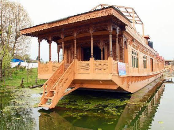 Canada Houseboats Hotel Srīnagar Exterior foto